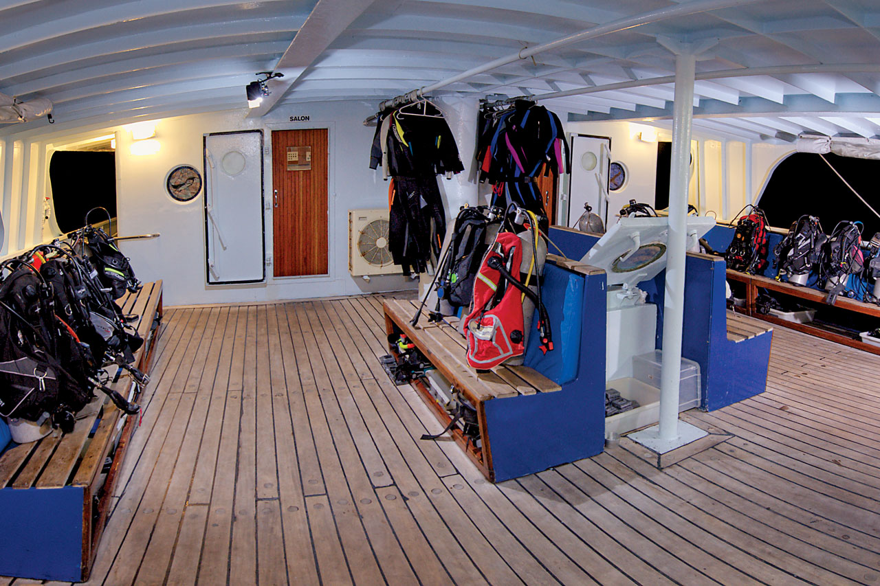 Dive deck with gear stowed for passagemaking