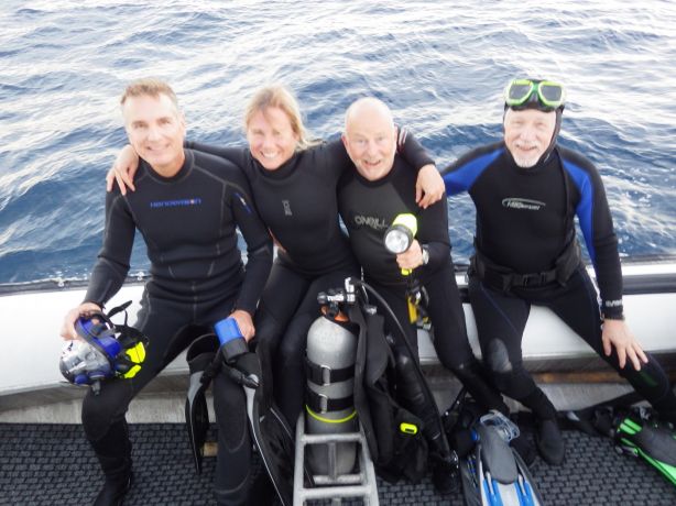 Amanda with divers Blake, Scott & Dr. Bob