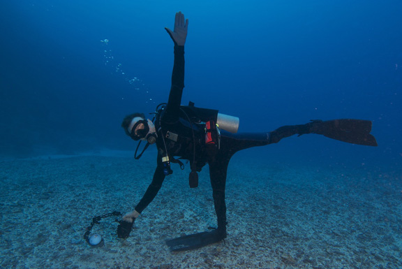 Bruce dancing in Nigali Passage - taken by Keith