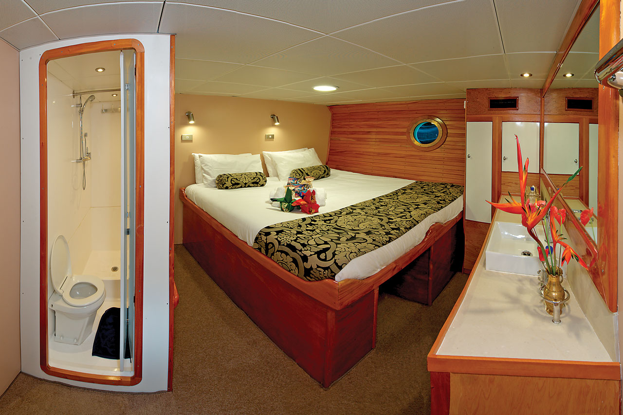 Stateroom with beds joined